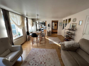 Old Town appartment with Sauna., Kuressaare